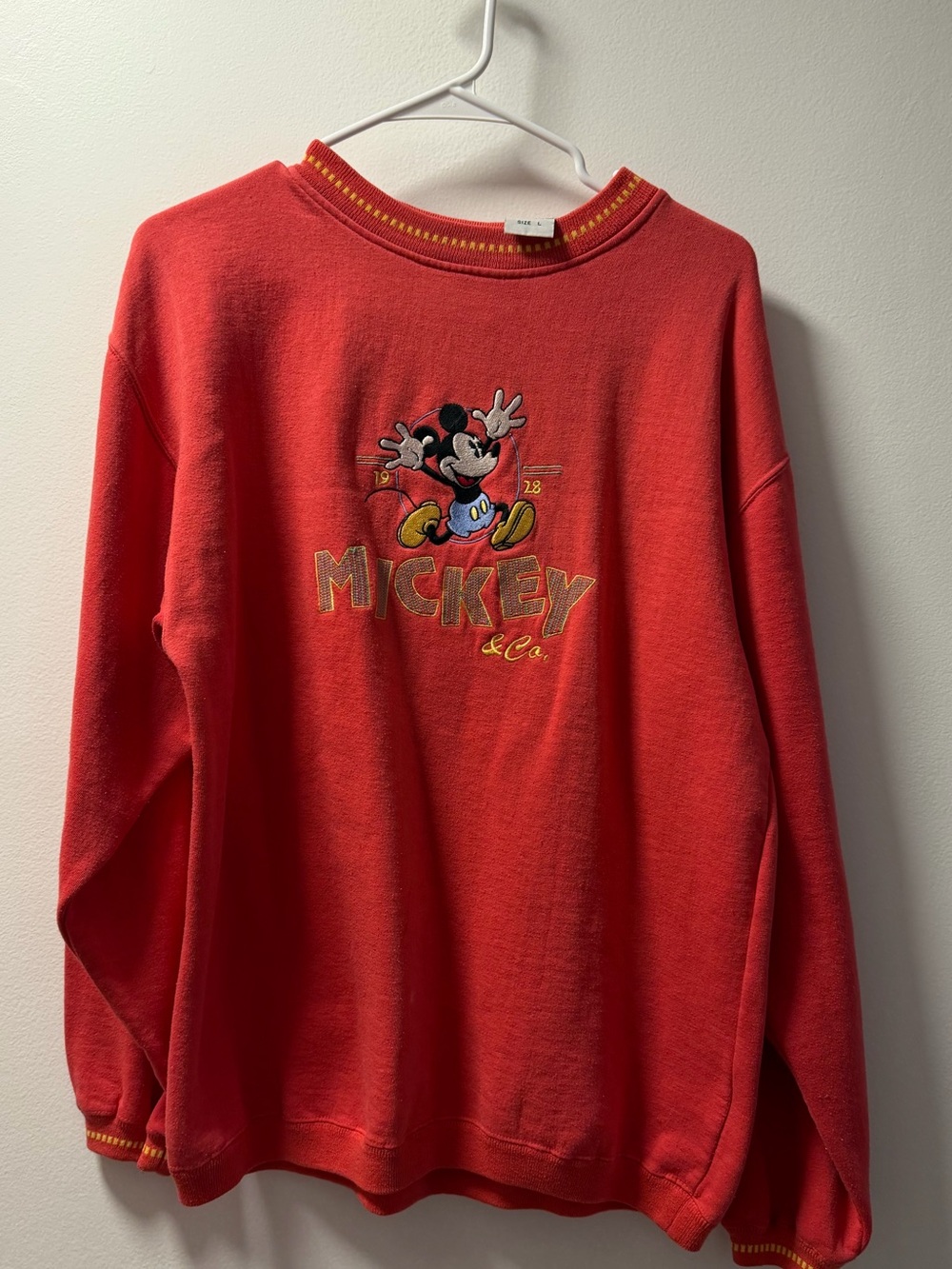 Mickey Mouse Red Graphic Sweatshirt Vintage GUC adult large
